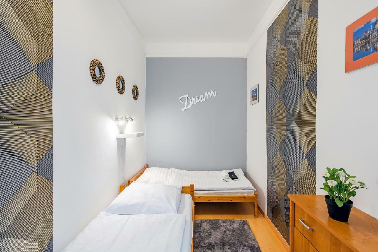 Parking, Ac, Wifi 2 Room Apartment In The Center Budapest Exterior photo